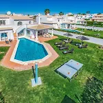 Villa Damara