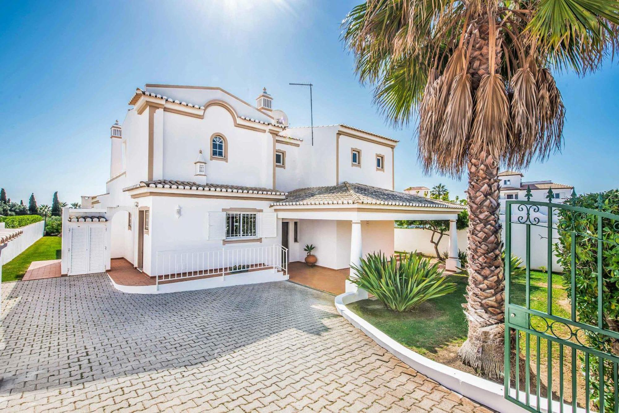 Damara * Albufeira