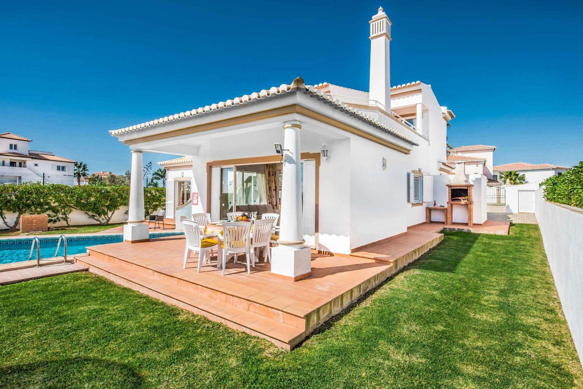 Villa Damara